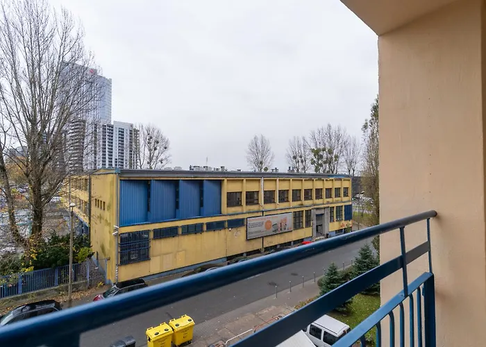 Spodek Citylight By Bookinghost *