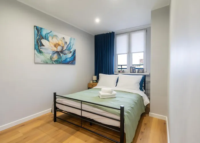 Spodek Citylight By Bookinghost